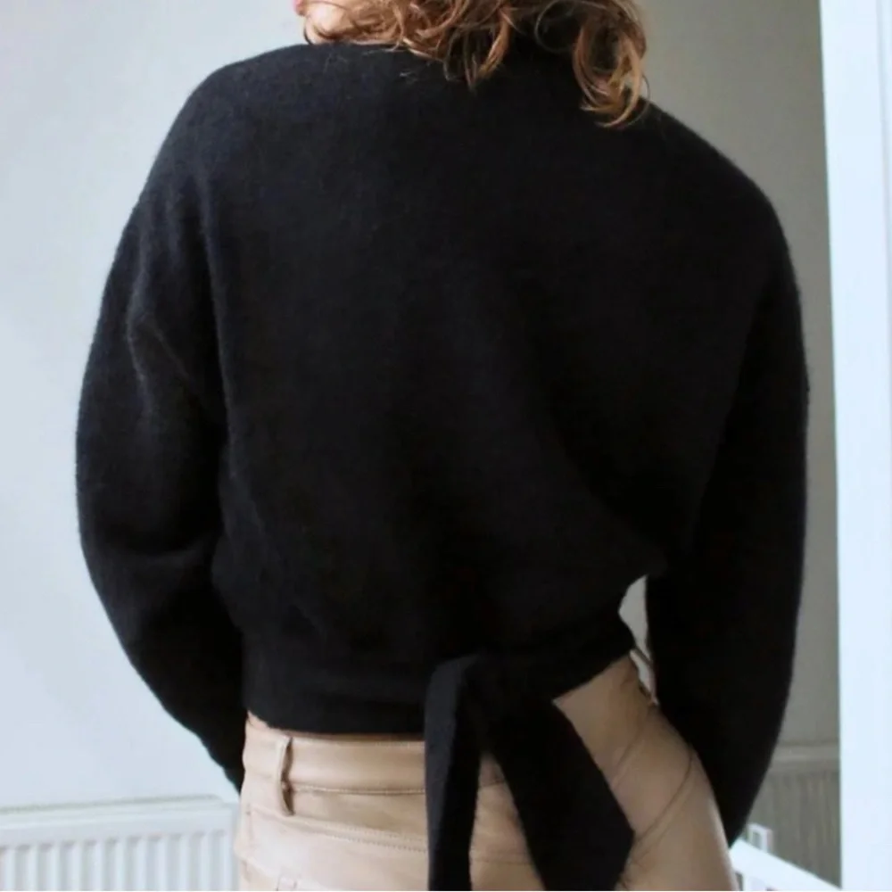 Aritzia Wilfred Lorin Black Wool Knit Alpaca Formal Evening Cozy Sweater Size XS - Picture 6 of 16